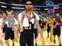 半岛体育视频-包含NBA新赛季筹备工作启动，球员交流市场动态的词条