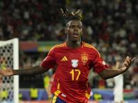 西班牙队击败法国，成功挺进半决赛！