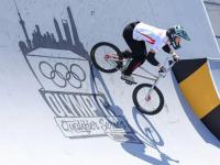 半岛体育课程-包含加拿大轮滑选手优异表现，实现完美逆转的词条