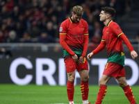 半岛体育登录入口-包含AC米兰惨败尤文图斯遭遇6连失，球迷怒吼主帅被质疑的词条