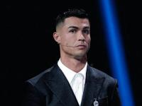 包含C罗39岁宣布重大决定，将成立自己的足球学校！的词条