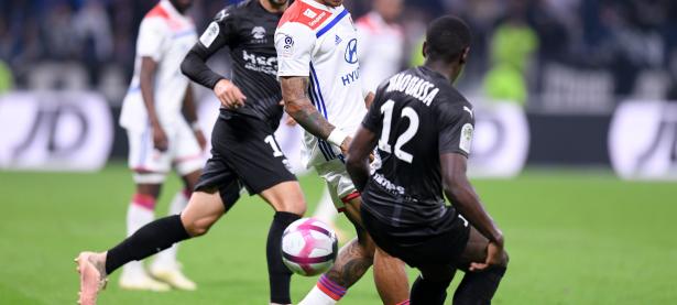 摩纳哥客场战胜海兰商，继续保持不败纪录的简单介绍