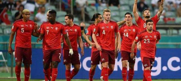 半岛体育app下载-塞尔维亚锋线爆发，逆转头名阻止瑞士冲冠的简单介绍