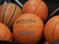 半岛体育网站-精彩的篮球技巧教学视频走红网络，点击率飙升