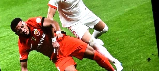 半岛体育网页版-关于中超联赛紧张起伏，胜败乃兵家常事的信息