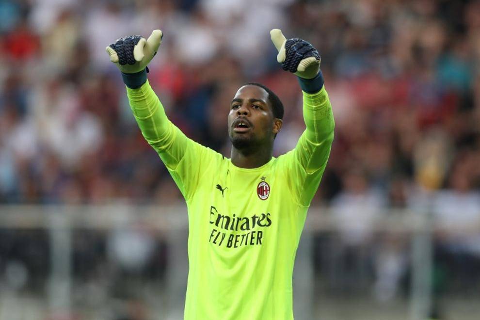 意甲名帅下课，球队雪藏新帅