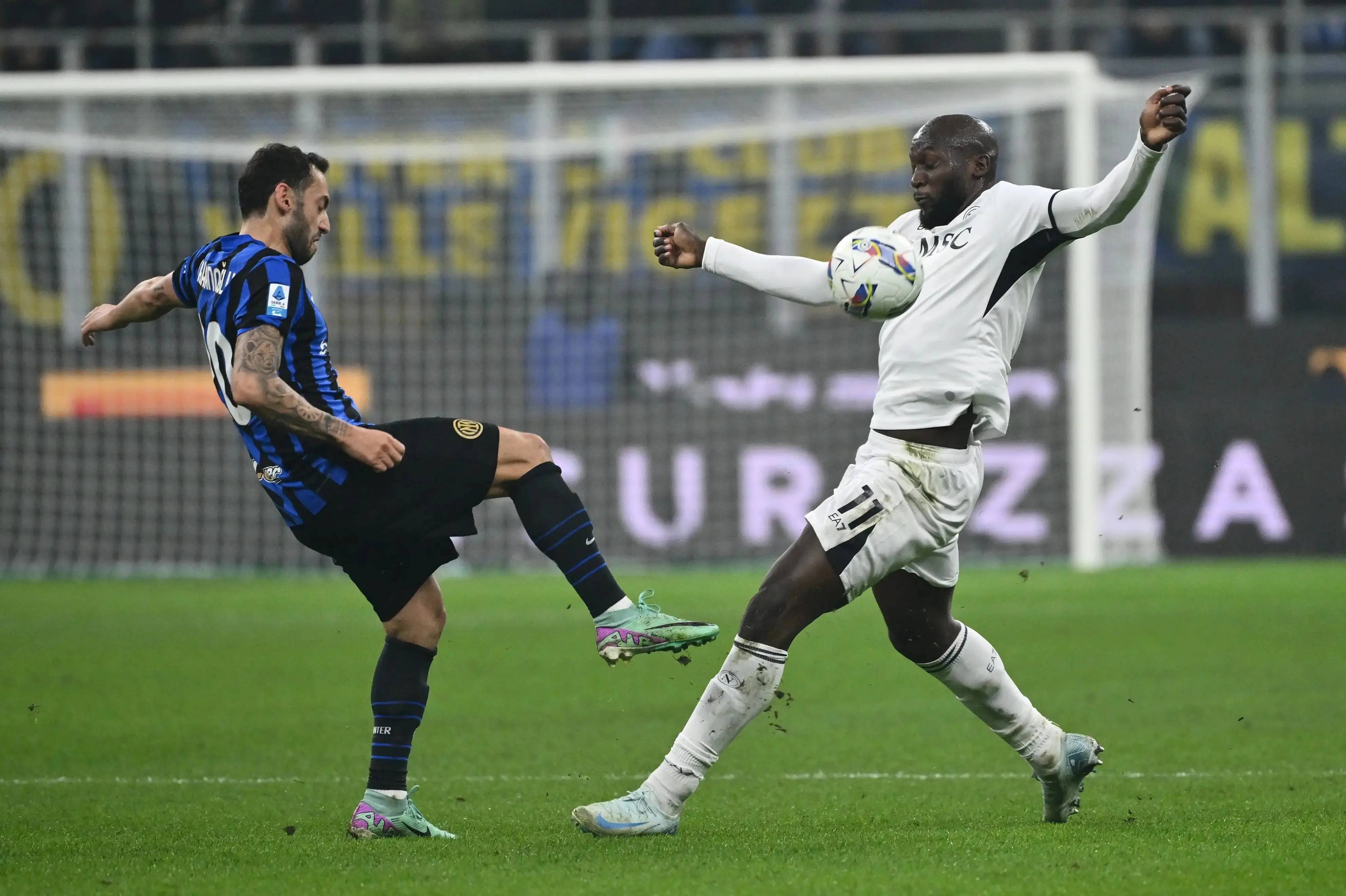 意甲名帅下课，球队雪藏新帅