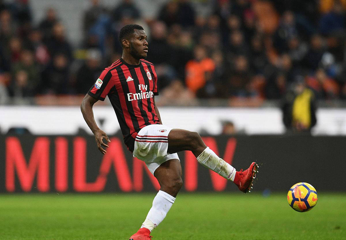 AC米兰客场大胜，挺进淘汰赛