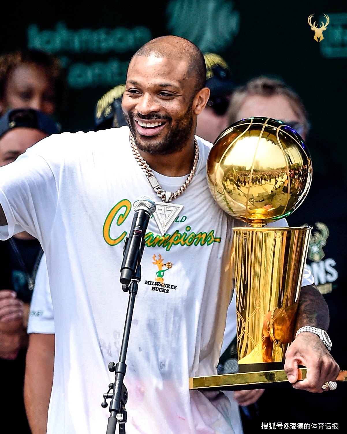 雄鹿夺冠在望，全员出战轻松获胜的简单介绍