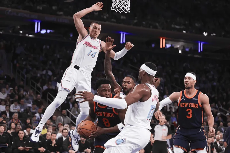 包含赛场上的热火对决火花四射引人入胜的词条