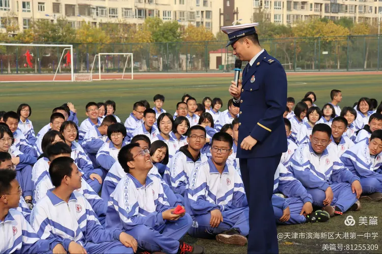 铁心铁志！球员不屈不挠奋力胜利