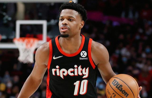 小牛队新秀表现出色得到主教练称赞