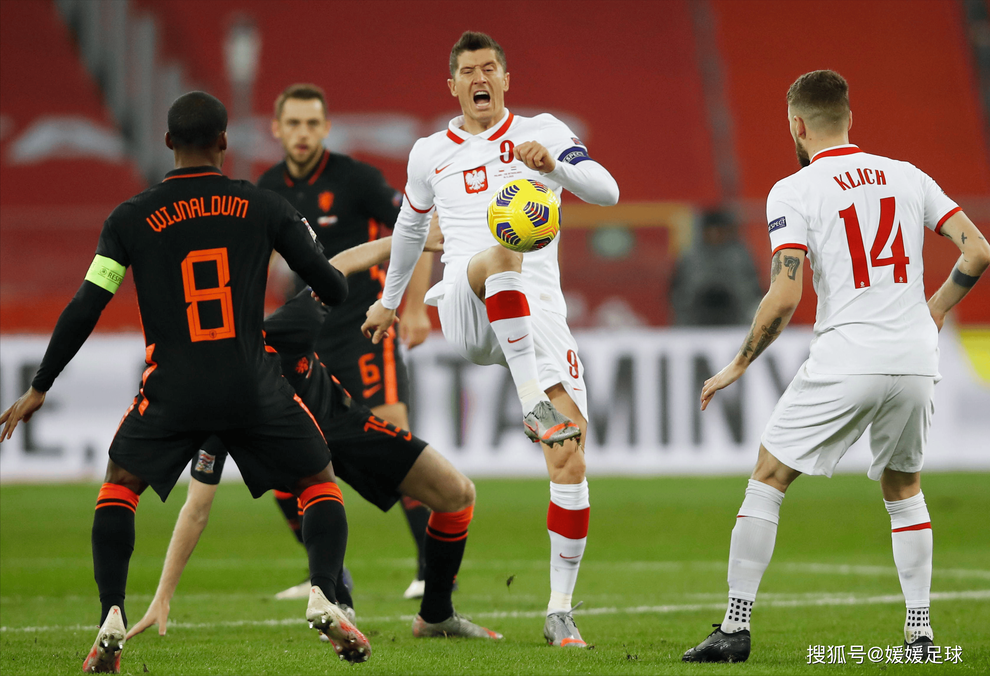 英格兰战胜冰岛，赢得关键晋级之战