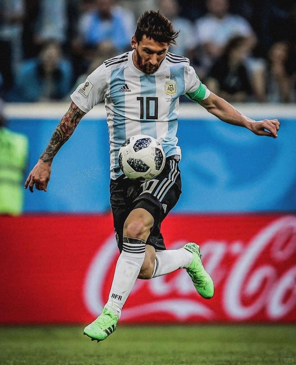 包含格拉茨球员出色发挥，成就德国足球传奇的词条