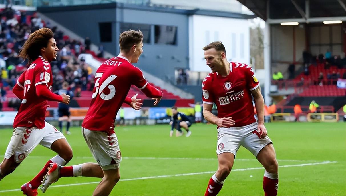 包含斯托克城罕见失球，遭遇失败的词条