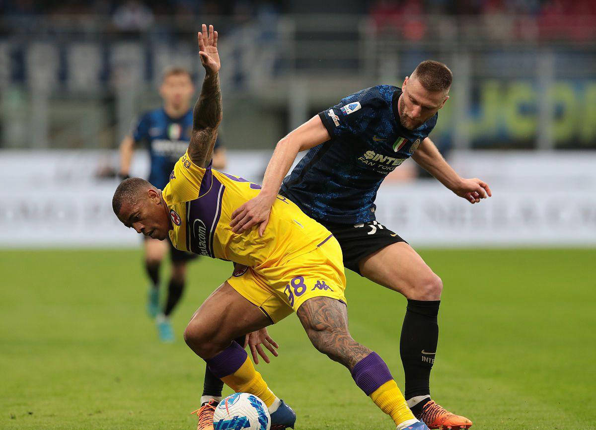 包含佛罗伦萨客场不敌桑普多利亚的词条