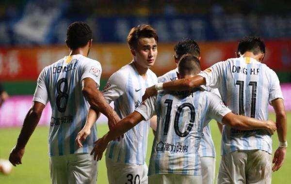 深圳佳兆业客场战平广州富力，各取一分