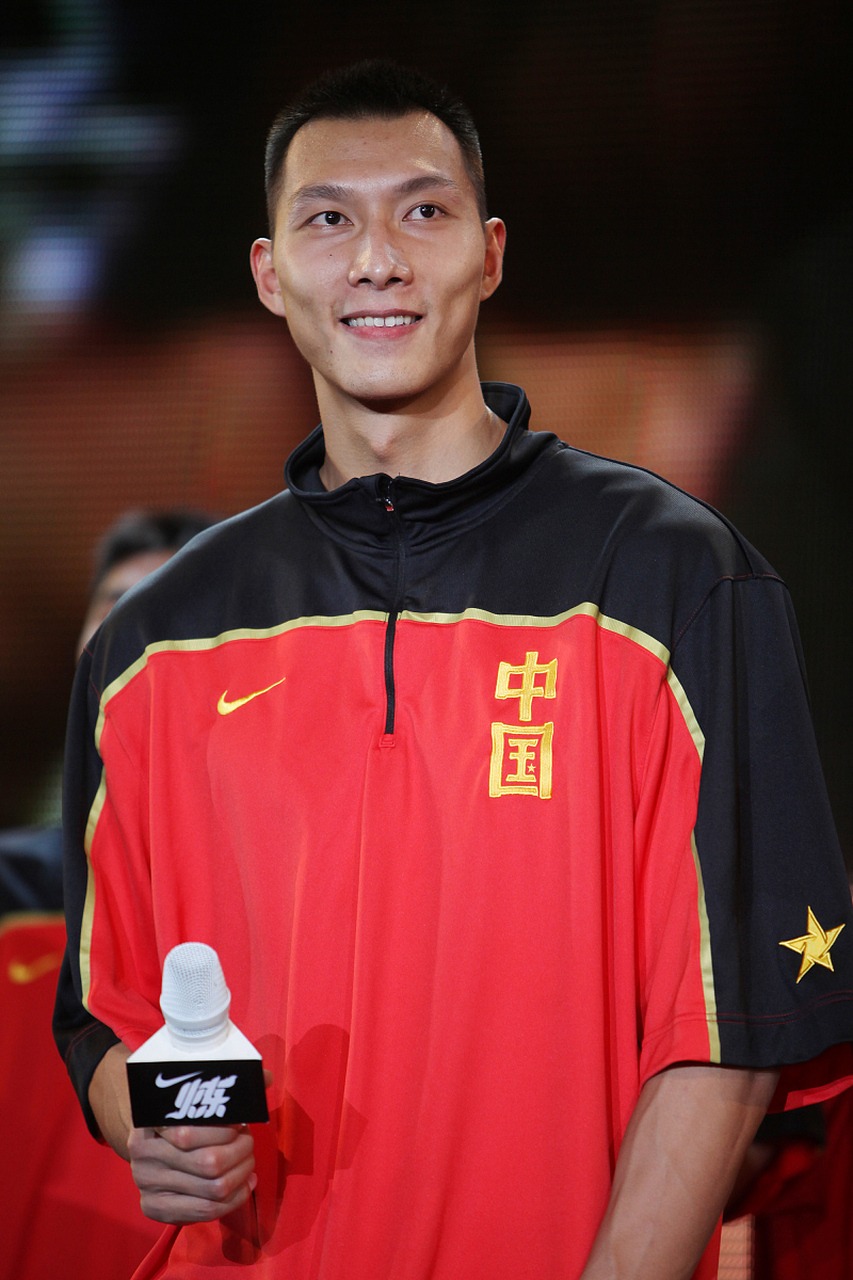 佛罗伦萨队长梅拉罗宣布离队，引起球迷集体感慨的简单介绍