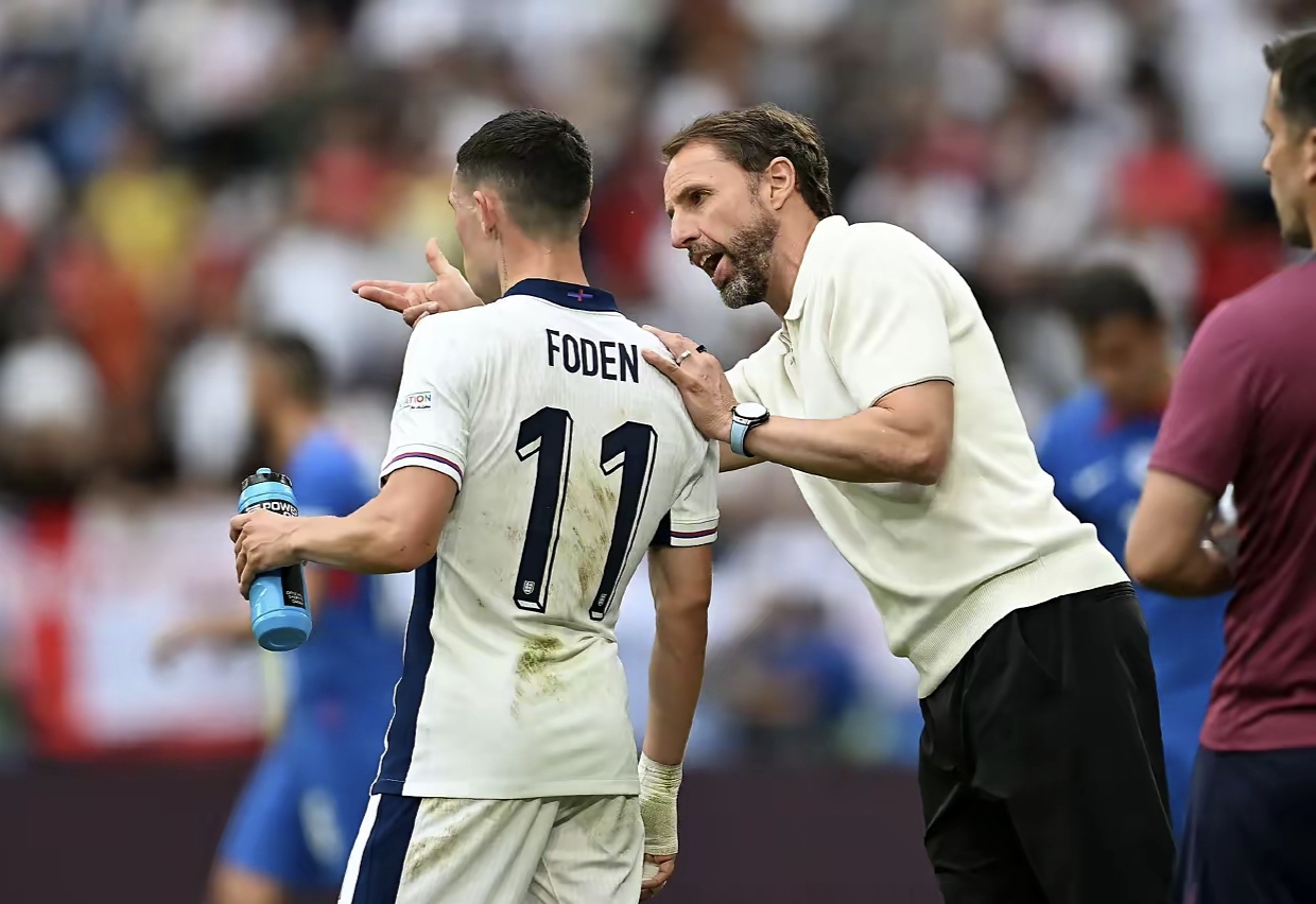 奥兰两球胜英格兰，小组出线前景一片大好的简单介绍