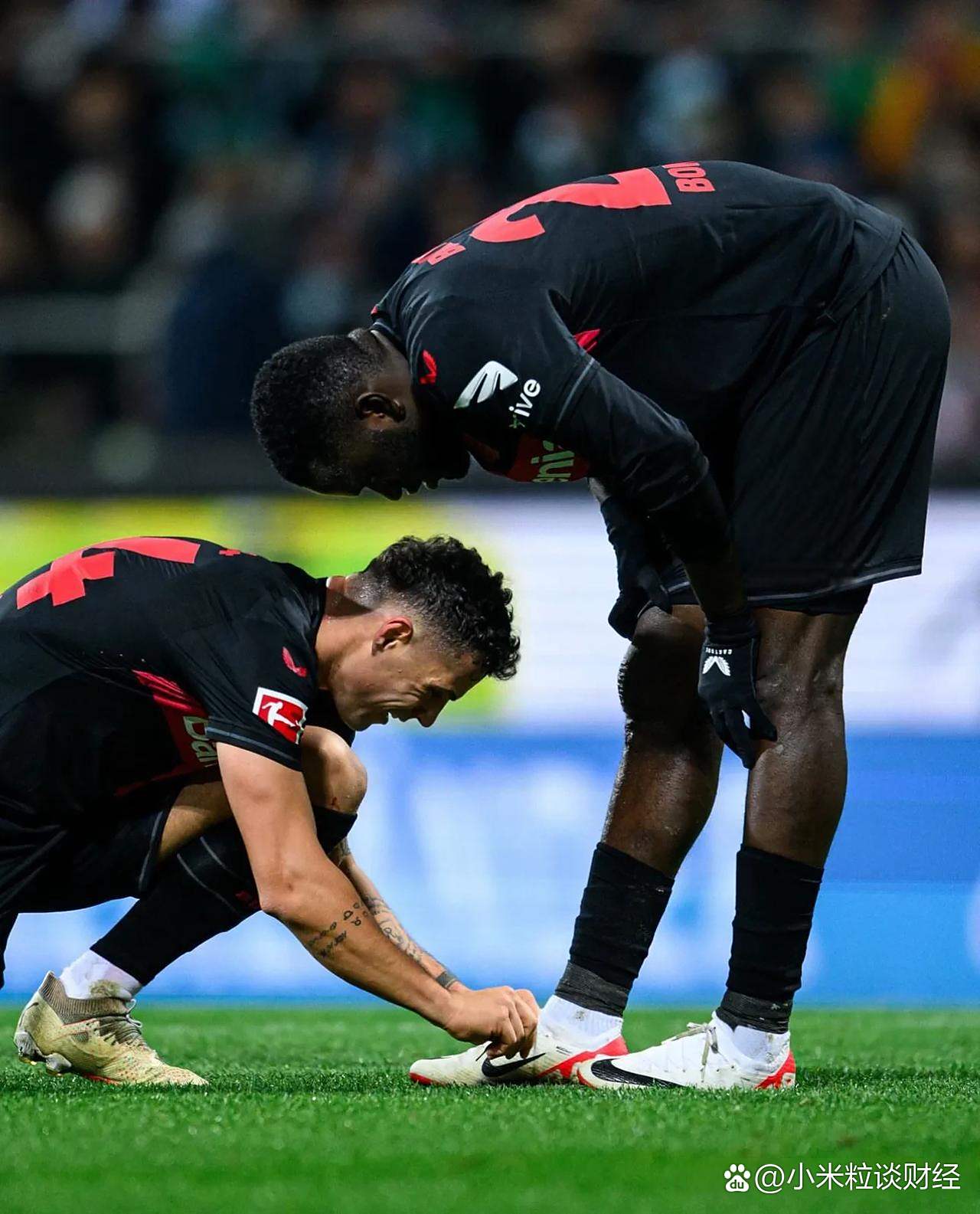 包含勒沃库森再度击败对手，取得胜利的词条