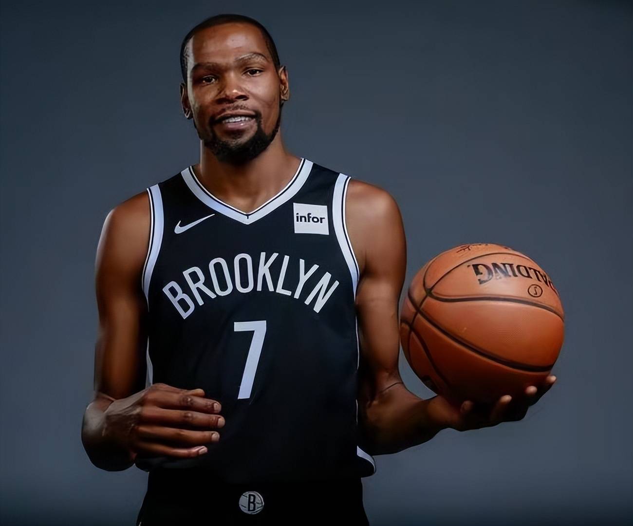 篮网主场战胜太阳，球队状态连续走高